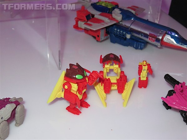 NYCC 2016   First Look At Sixshot, Broadside, Sky Shadow, Perceptor, And More Transformers  (62 of 137)